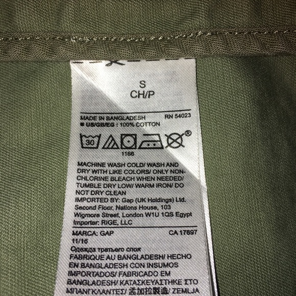 GAP Ruffle Jacket - Picture 12 of 12